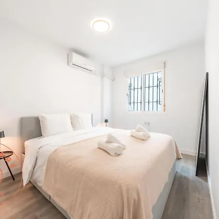 In Pedregalejo Near The Beach! - Tcm Apartment *